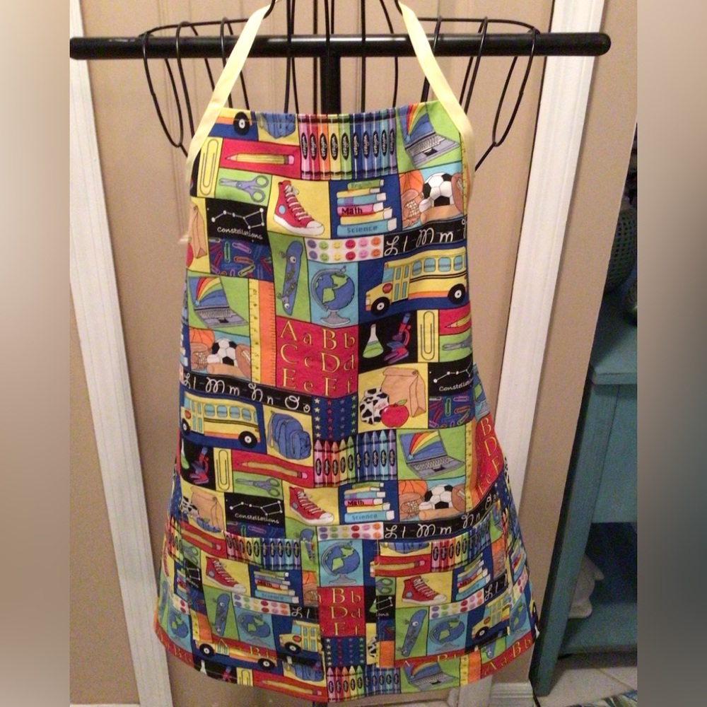 Teacher / school personnel all purpose apron